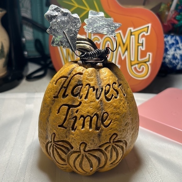 TWO Fall Pumpkins 🎃 - Picture 2 of 9